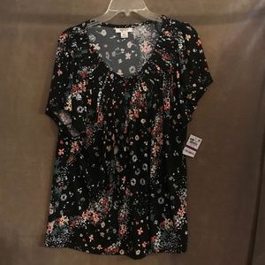 Gathered Neck XXL Flowered shirt
